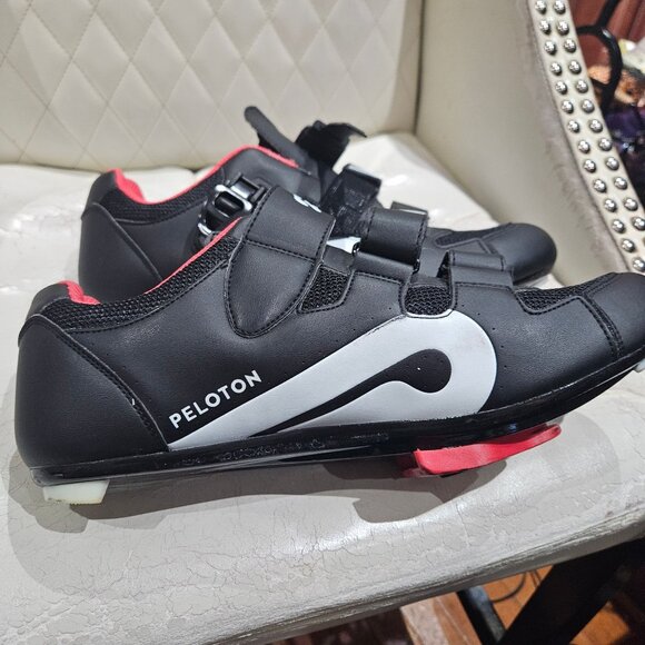 Peloton Mens Cycling Shoes Size 46 Black & Red Synthetic Upper With Adjustable S - Picture 6 of 8